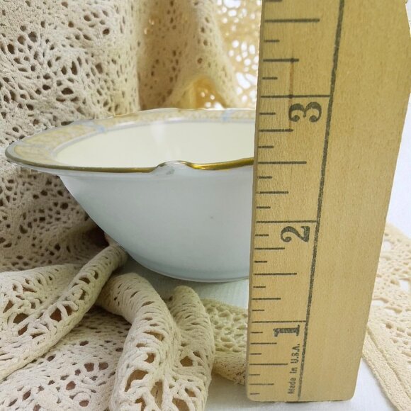 Vintage Noritake Claire 657 China Oval Serving Bowl Floral & Gold Handles Japan - Picture 5 of 6